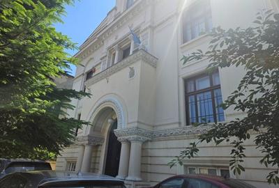 SPATIU DE BIROURI IN  VILĂ INTERBELICĂ DE PRESTIGIU IN ZONA DOROBANTI