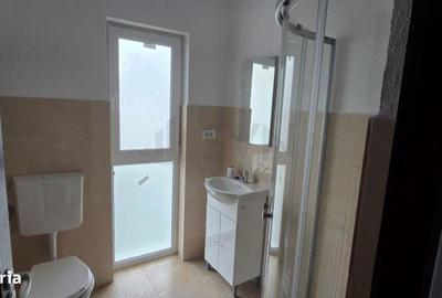 Casă cu 4 camere cu Canalizare în Tei - 11