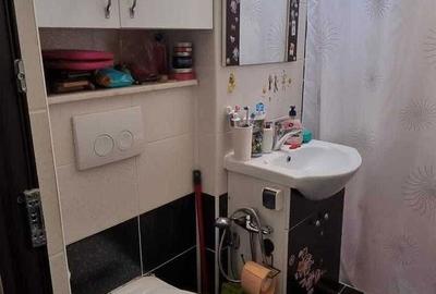 Apartament cu 2 camere decomandat în Exterior Vest