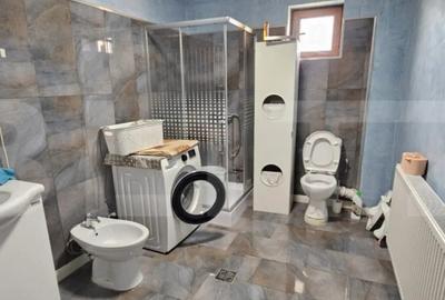 Casă cu 5 camere cu Teren 1300 Mp în Valea - 6