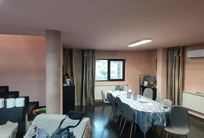 Apartament cu 4 camere, mobilat în Dristor