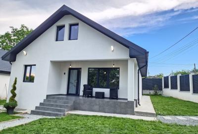 Casă cu 3 camere în Central - 1