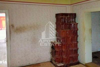 Casă cu 4 camere cu Teren 1079 Mp în Vârfurile - 15