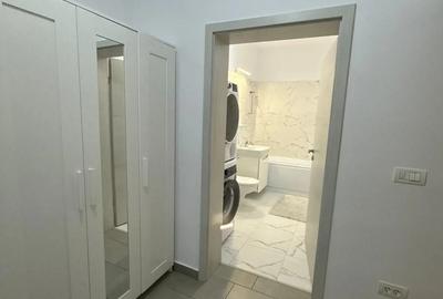 Apartament cu 2 camere semidecomandat în Ghiroda