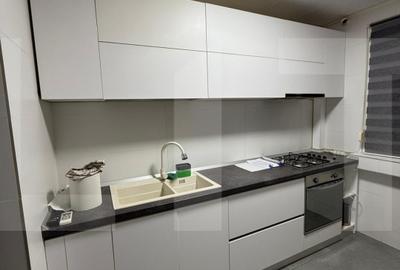 Apartament cu 3 camere decomandat în Drumul Taberei - 2