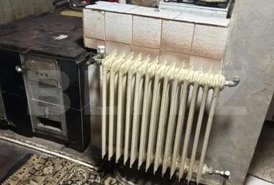 Casă cu 4 camere cu Teren 700 Mp în Central - 2