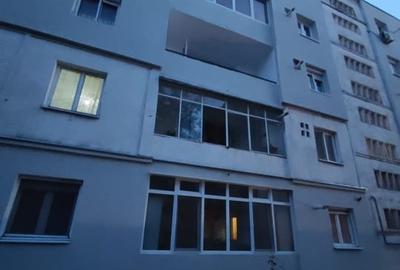 Vând apartament 4 camere decomandat, Micro 3, 96 mp - 6