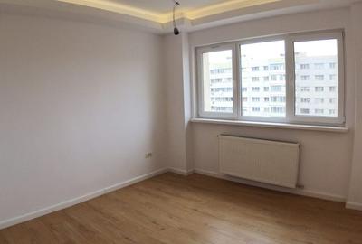 Apartament cu 3 camere decomandat în Costin Georgian - 9