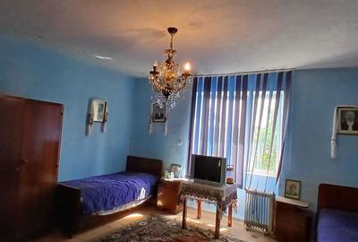 Casă cu 4 camere în Duboz - 1
