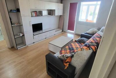 Apartament cu 3 camere semidecomandat în Central - 3