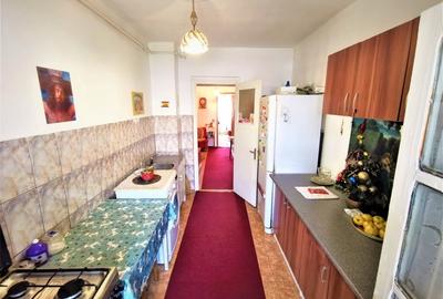 Apartament cu 3 camere decomandat în Ștefan cel Mare - 10