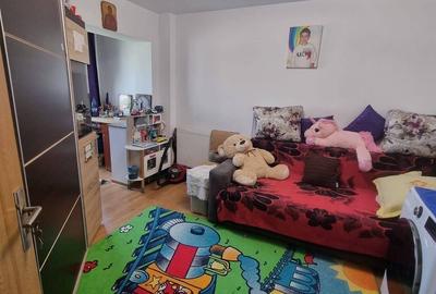 Apartament cu 2 camere în Km 5 - 7