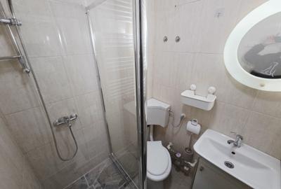 Garsonieră decomandată în Țiglina 1 - 8