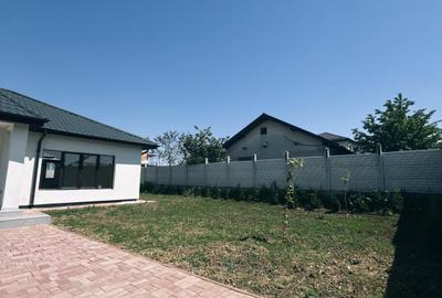 Casă individuală cu 4 camere cu Canalizare în Domnești - 4