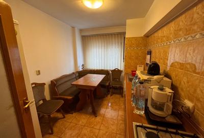 Apartament cu 3 camere decomandat în Decebal - 8