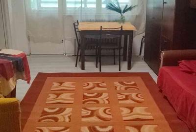 Apartament cu 2 camere decomandat în Central - 1