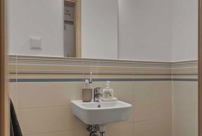 Apartament cu 3 camere semidecomandat în Central - 7