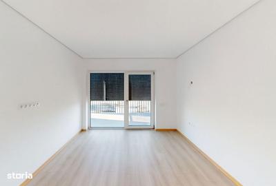 Apartament cu 4 camere în Sud