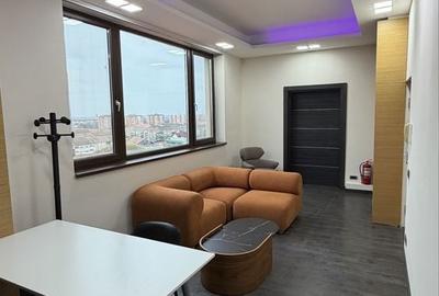Spațiu comercial, de 74 mp, în Central - 8