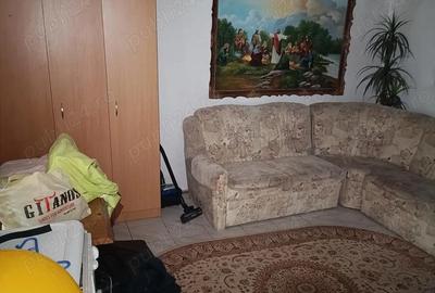 Apartament cu 4 camere decomandat în Central - 2