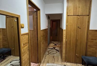 Apartament cu 3 camere decomandat în Sud - 6