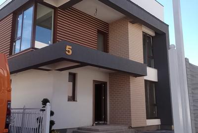 Casa inviduala 5 camere/Com.Berceni - 3