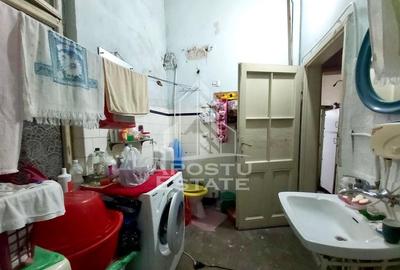 Apartament 3 camere cu vedere si balcon spre Piata Catedralei - 10
