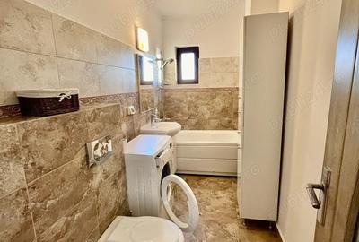 Apartament cu 2 camere decomandat în Km 4 - 3