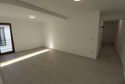 De vanzare apartament 2 camere Bucuresti Sector 1 Chitila Mall Colosseum - 2