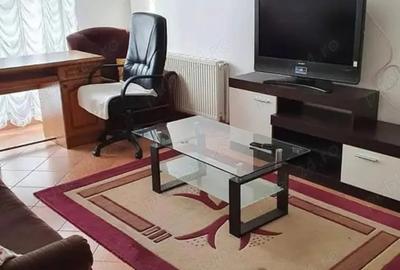Inchiriere 2 cam Ultracentral et 1 - 2