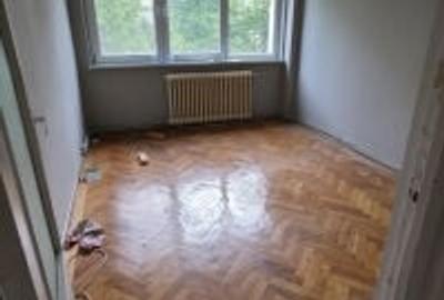 Apartament cu 2 camere semidecomandat în Micro 15 - 16