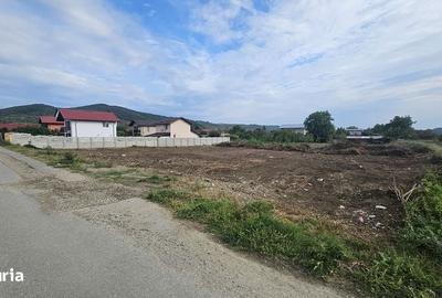 Teren de 2000 mp, în Gura Vitioarei