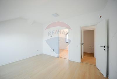 Apartament cu 4 camere decomandat în Ultracentral - 9