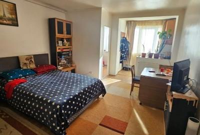 Garsonieră semidecomandată în Calea București - 2