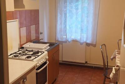 Apartament cu 2 camere decomandat în Tudor - 2
