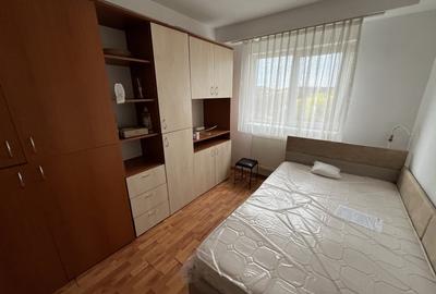 Garsonieră decomandată, mobilată în Lipovei