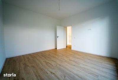 Casă cu 4 camere cu Teren 500 Mp în Bucov - 1
