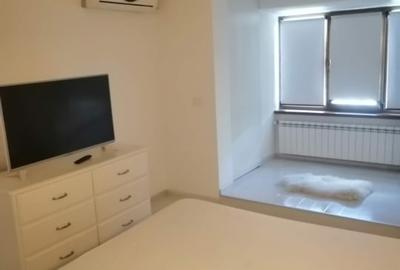 Apartament de vanare ,Bd Independentei , 2 camere ,etaj 2 din 3 - 4