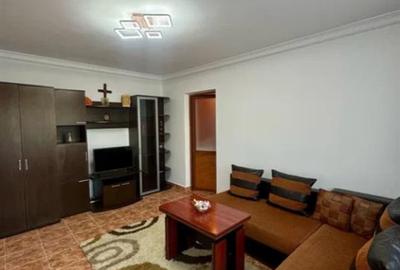Apartament cu 3 camere decomandat, mobilat în Tomis II