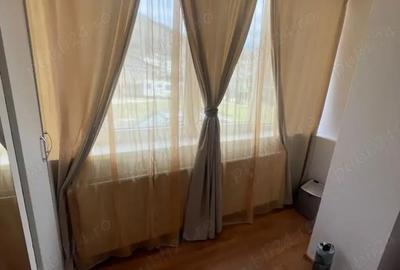 Apartament cu 2 camere decomandat în Petrila - 2