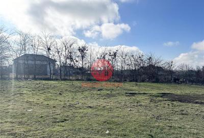 Teren de 1200 mp, în Central - 2