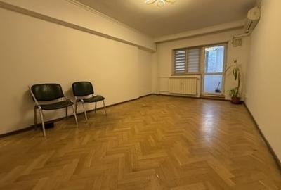 Birou, de 65 mp, în Unirii - 1