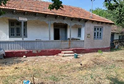 Casă cu 3 camere cu Teren 790 Mp în Stăncești - 8