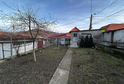 Casă cu Teren 600 Mp în Central - 2