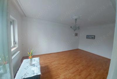 Apartament cu 3 camere decomandat în Micro 21 - 5