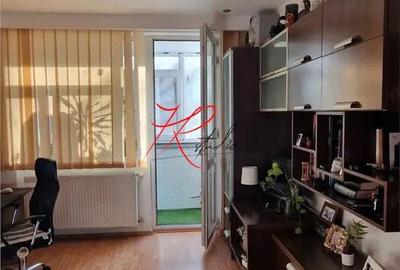 Vanzare apartament 3 camere Tei - 4