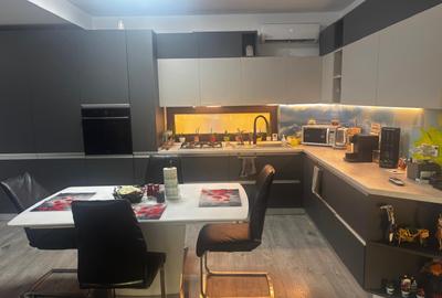 Casa de vanzare cu mansarda, complet mobilata si utilata, 4 camere, comision 0 - 15