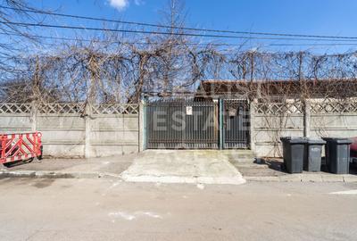 Casă cu 7 camere cu Canalizare în Parcul Carol - 5