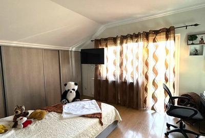 Casă cu 5 camere cu Teren 500 Mp în Central - 2