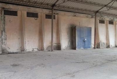 Spațiu comercial, de 1,000 mp, în Agnita - 2